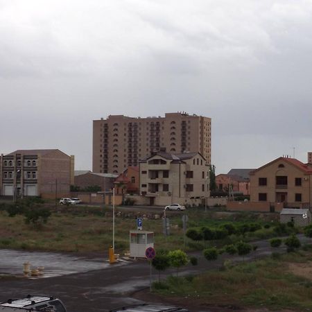 Eridana Hotel Jerevan Buitenkant foto