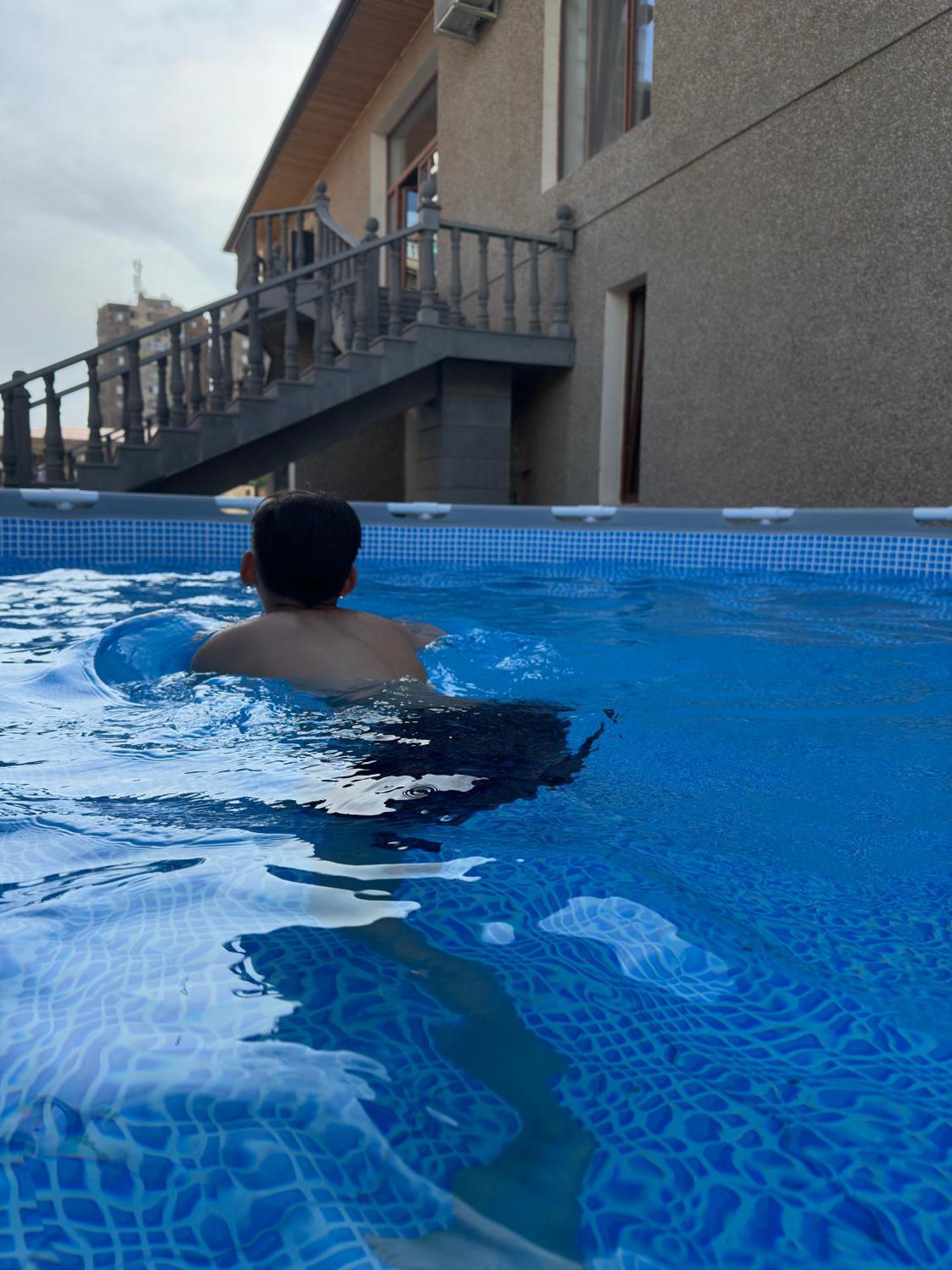 Eridana Hotel Jerevan Buitenkant foto